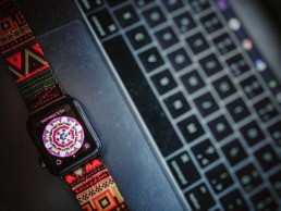 apple watch, macbook pro, indiansky naramok